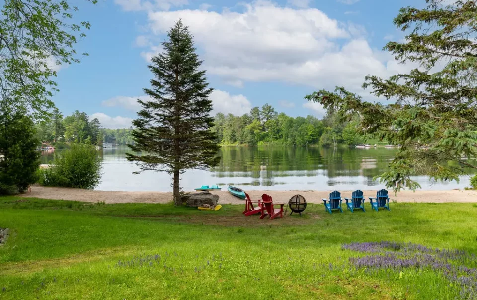 Fairy Bay Lakehouse Exterior 7